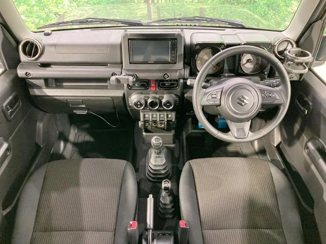 Suzuki JIMNY SIERRA JC photo 2