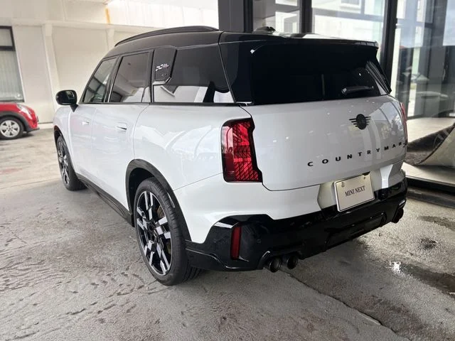 Bmw MINI COUNTRYMAN ジョンクーパーワークス　ALL4 photo 3