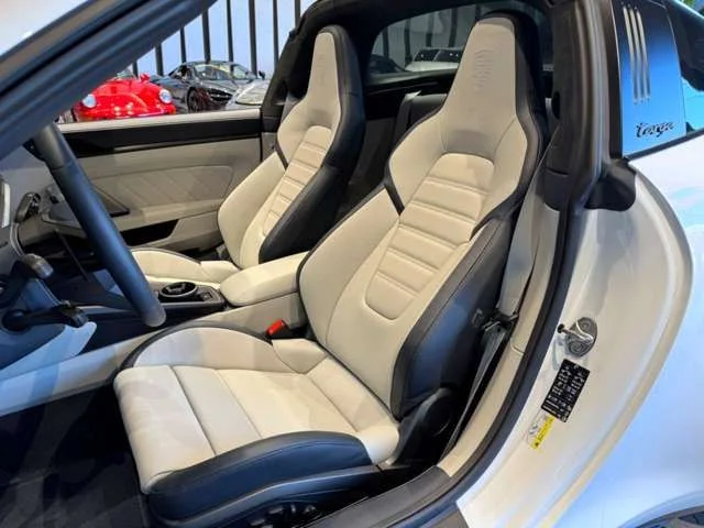 Porsche PORSCHE 911 タルガ4　GTS photo 4