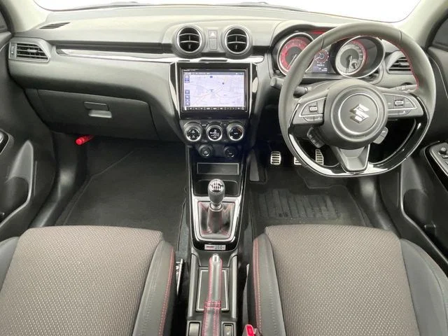 Suzuki SWIFT スポーツ photo 2