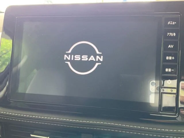 Nissan X-TRAIL HYBRID 4WD X　e−4ORCE photo 3