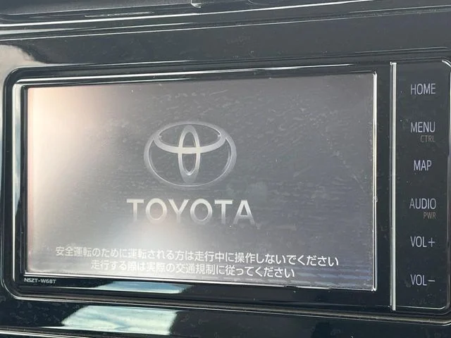 Toyota PRIUS S photo 3