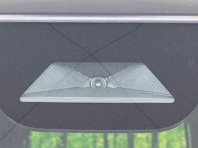 Honda N BOX CUSTOM ターボ photo 3