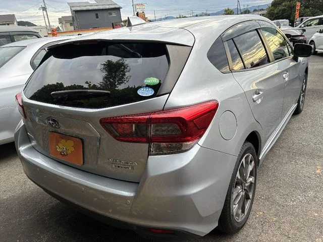 Subaru IMPREZA SPORT 4WD 2．0e−L　アイサイト photo 3