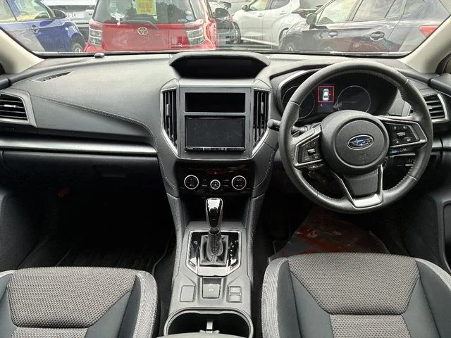 Subaru IMPREZA SPORT 4WD 2．0e−L　アイサイト photo 4