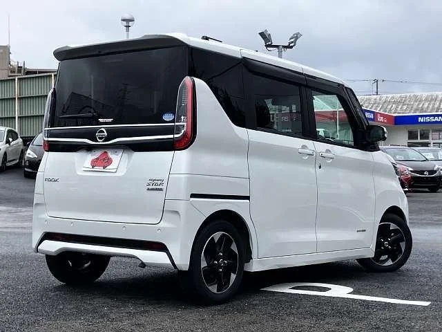 Nissan ROOX ハイウェイスターX　プロパイロットEd photo 3