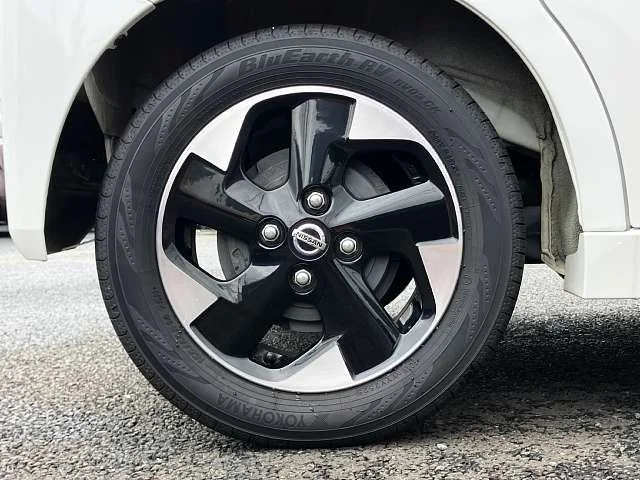 Nissan ROOX ハイウェイスターX　プロパイロットEd photo 4