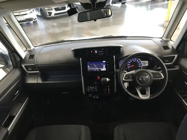 Toyota ROOMY カスタムG photo 2