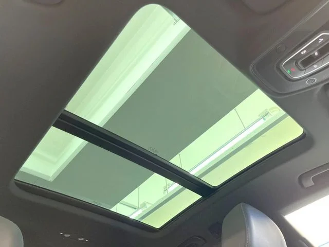 Audi AUDI Q8 55　TFSI　クワトロ　Sライン photo 4