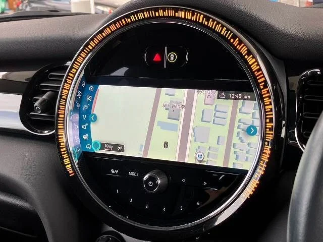 Bmw MINI COOPER 5DOOR ベースグレード photo 3