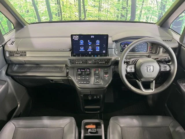 Honda STEPWAGON e:HEV SPADA ベースグレード photo 2