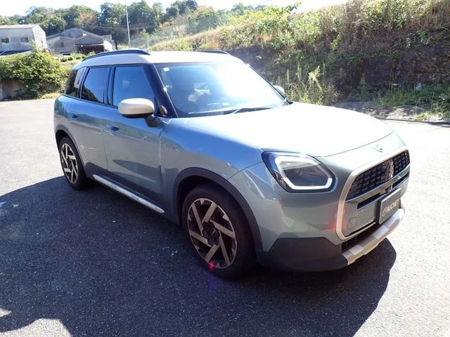 Bmw MINI COUNTRYMAN D photo 4