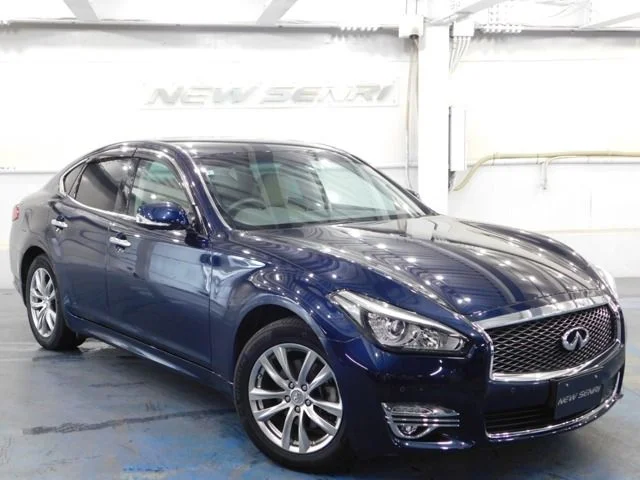 Nissan FUGA 250GT 2019