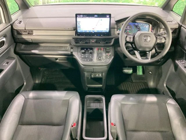 Honda STEPWAGON e:HEV SPADA ベースグレード photo 2