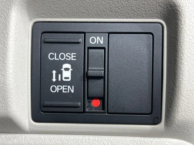 Honda N BOX ベースグレード photo 3