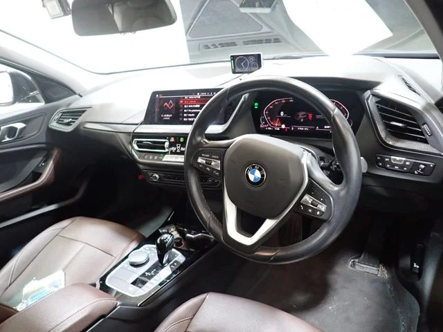 Bmw BMW 1series 118d　インディビジュアルエディション photo 2