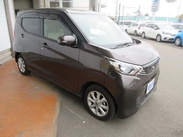 Nissan DAYZ X photo 3