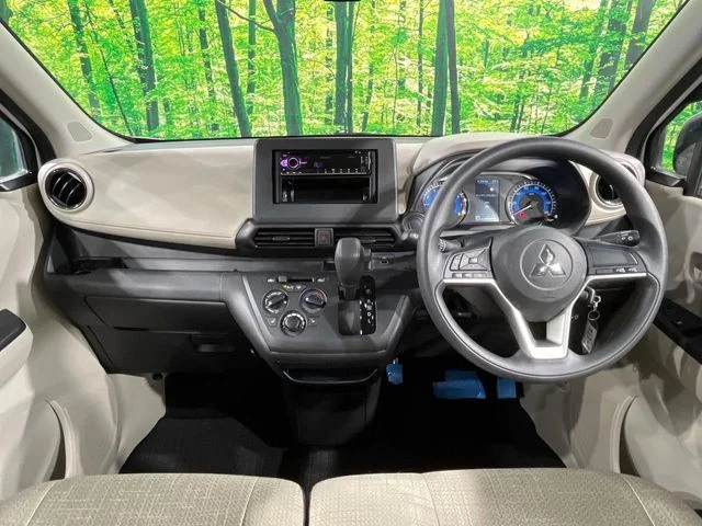 Mitsubishi eK WAGON M photo 2