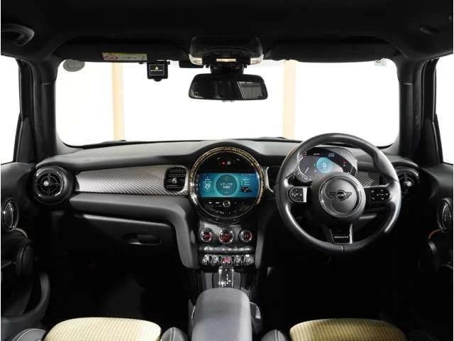Bmw MINI COOPER 5DOOR レゾリュート　エディション photo 3