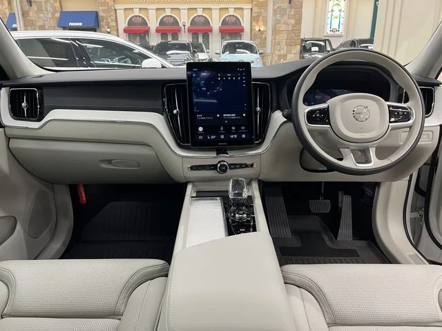Volvo VOLVO XC60 ウルトラ　T6　AWD　PHEV photo 2
