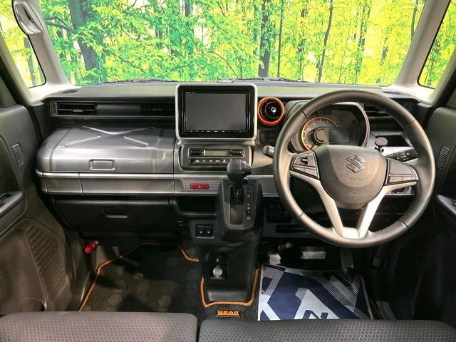 Suzuki Spacia GEAR ハイブリッドXZ photo 2