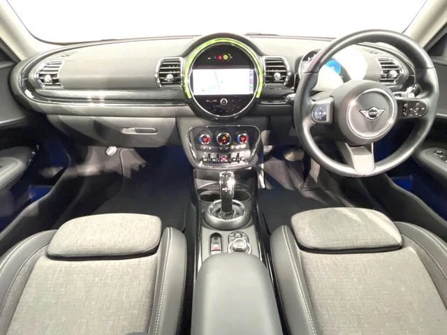 Bmw MINI COOPER D CLUBMAN ファースト photo 2