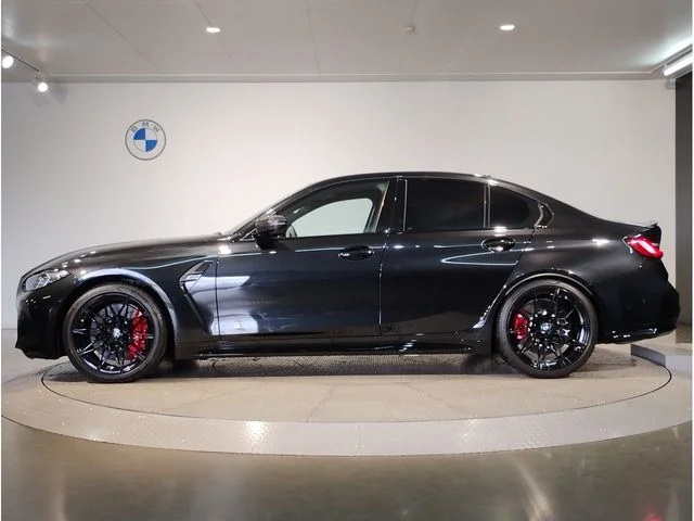 Bmw BMW M3 sedan コンペティション　M　xDrive photo 2