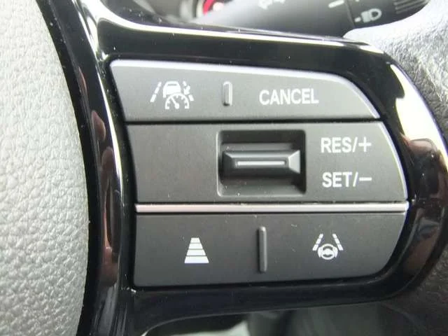 Honda N BOX CUSTOM ベースグレード photo 4