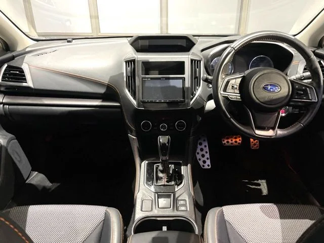 Subaru SUBARU XV HYBRID アドバンス photo 2