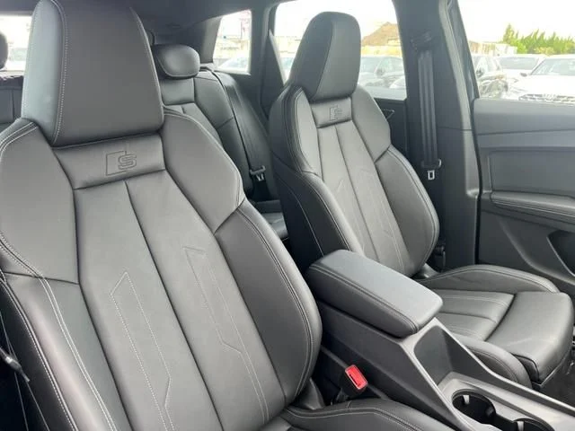 Audi AUDI Q4 e-tron 45　Sライン photo 4