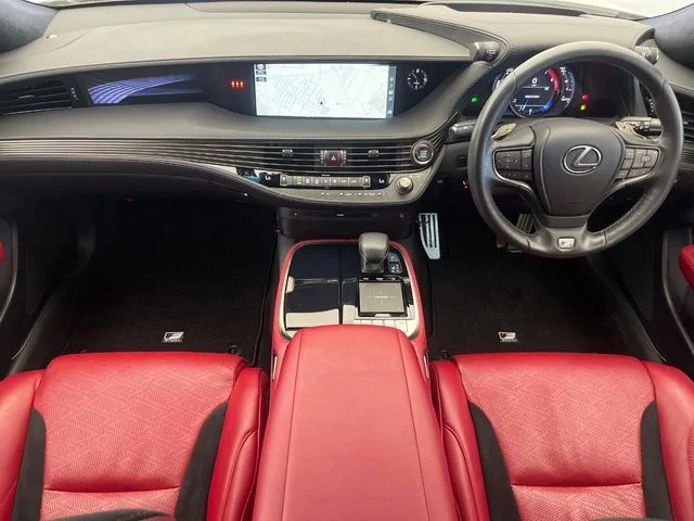 Toyota LEXUS LS500 Fスポーツ photo 2