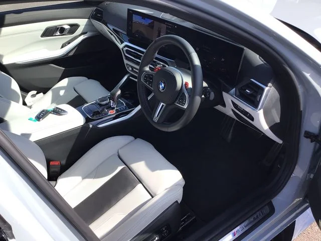 Bmw BMW M3 touring コンペティション　M　xDrive photo 2