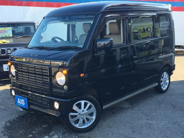 Nissan NV100 CLIPPER RIO E 2023