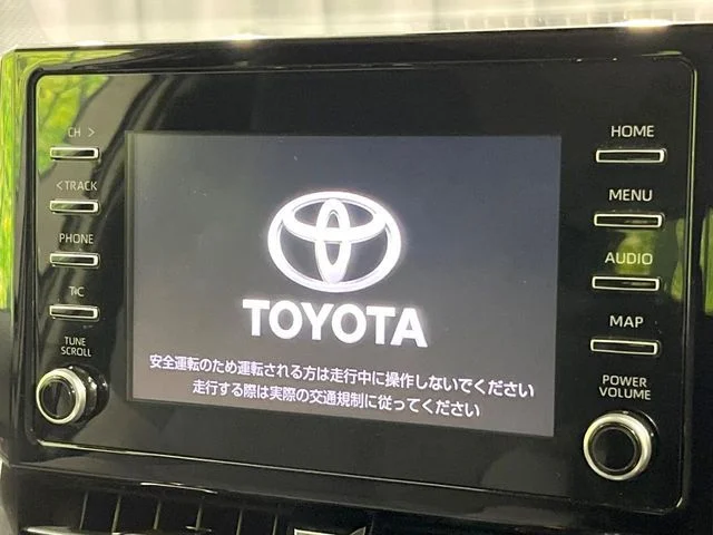 Toyota COROLLA TOURING HYBRID S photo 3