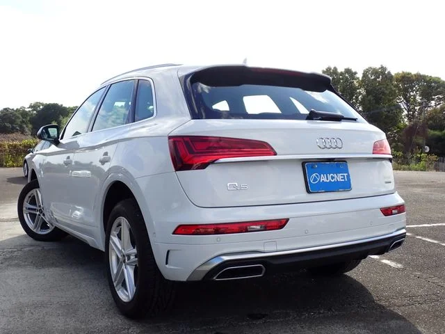 Audi AUDI Q5 40　TDI　クワトロ　Sライン photo 3
