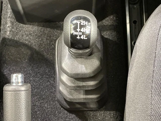 Suzuki JIMNY NOMADE FC photo 4