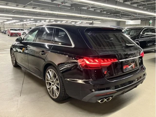 Audi AUDI S4 AVANT ベースグレード photo 3