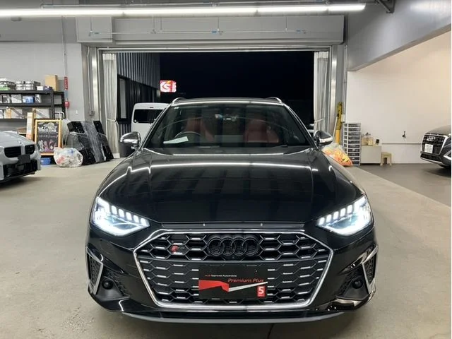 Audi AUDI S4 AVANT ベースグレード photo 4