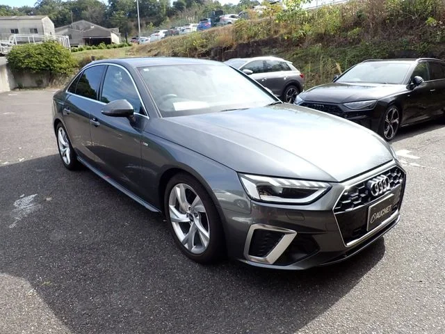 Audi AUDI A4 40　TDI　クワトロ　Sライン photo 4