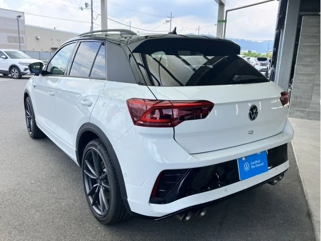 Volkswagen VOLKSWAGEN T-Roc R　ブラックスタイル　パフォーマンス photo 3
