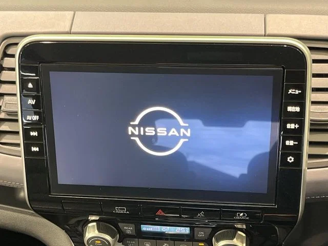 Nissan SERENA WG e−POWER　ハイウェイスター　V photo 3