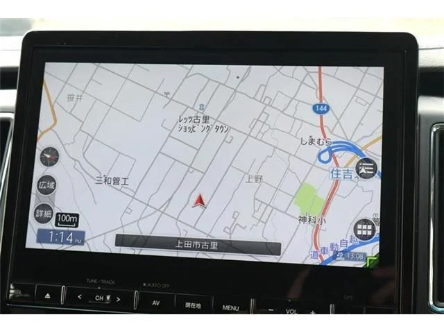 Mitsubishi DELICA D:5 4WD P photo 3