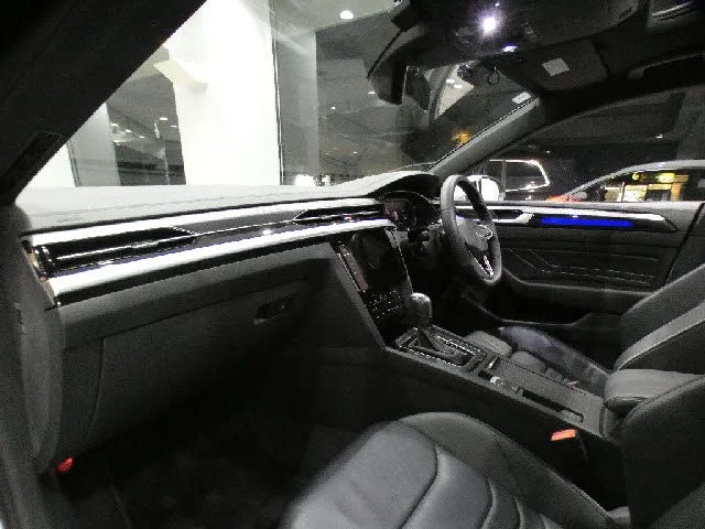Volkswagen VOLKSWAGEN Arteon Shooting Brake TSI　4モーション　Rラインアドバンス photo 3