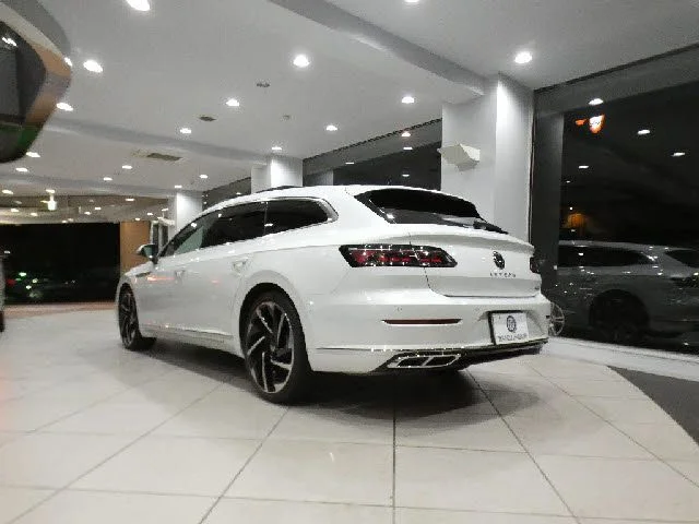 Volkswagen VOLKSWAGEN Arteon Shooting Brake TSI　4モーション　Rラインアドバンス photo 4