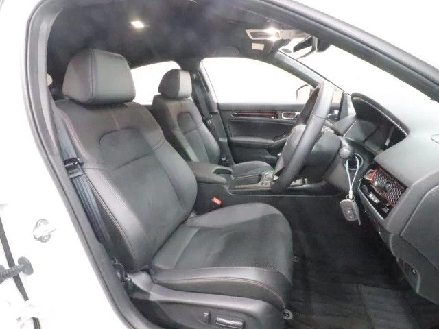 Honda CIVIC hatchback RS photo 4