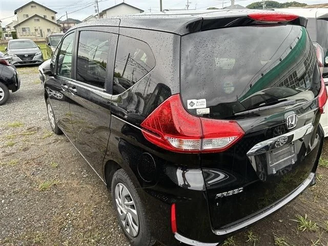 Honda FREED 4WD G　ホンダセンシング photo 2