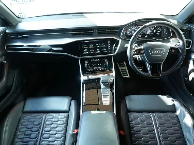 Audi AUDI RS6 AVANT エアサス photo 2
