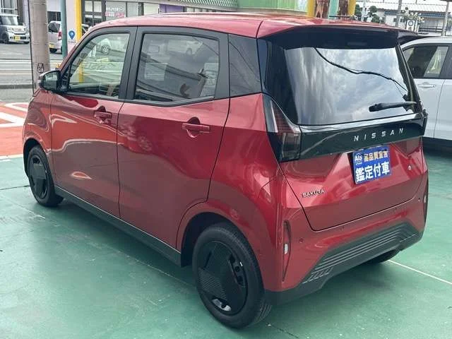 Nissan SAKURA S photo 4