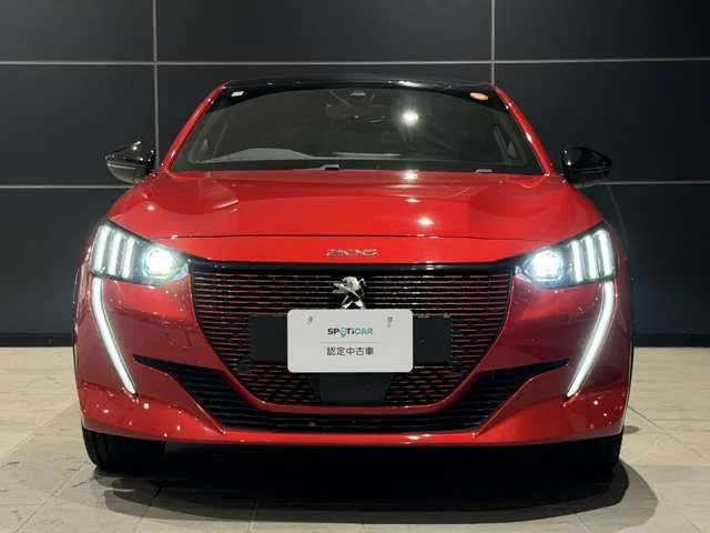 Peugeot PEUGEOT e-208 GT photo 3