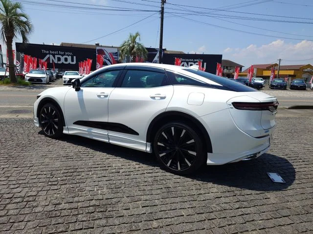 Toyota CROWN CROSSOVER RS　アドバンスド photo 4